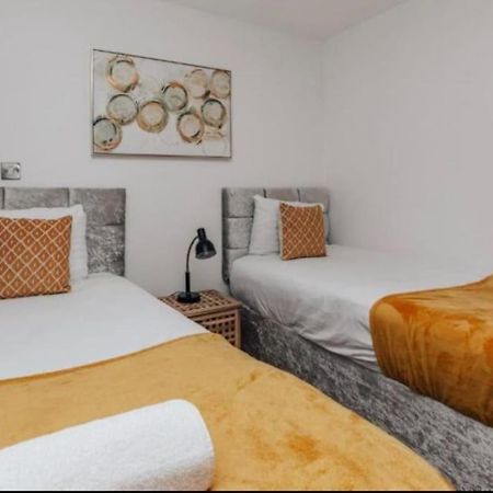 Sl Luxury 2 Bed Broad St Home Birmingham Bagian luar foto