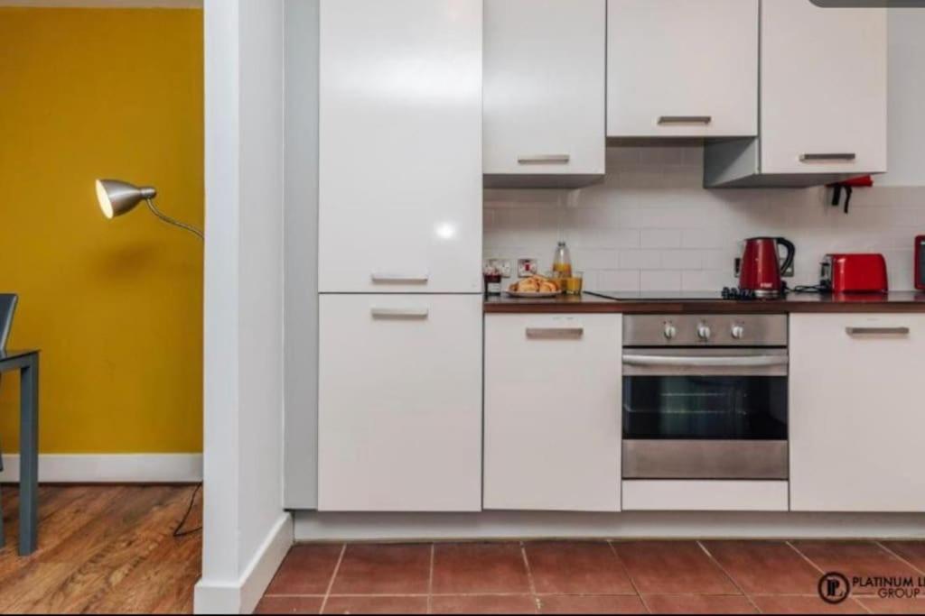 Sl Luxury 2 Bed Broad St Home Birmingham Bagian luar foto