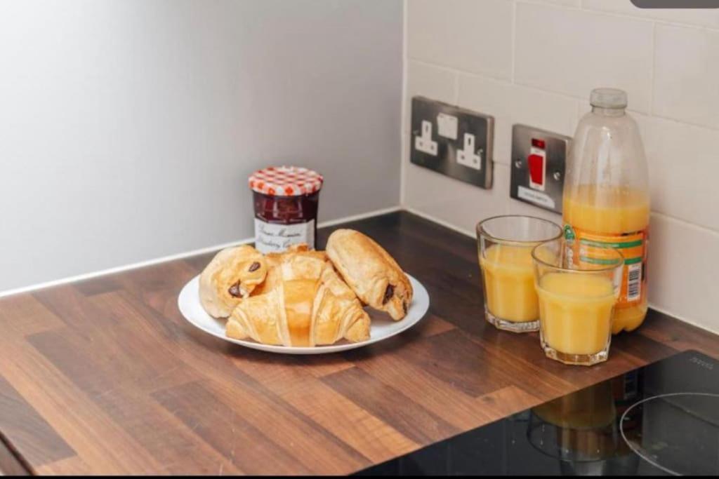 Sl Luxury 2 Bed Broad St Home Birmingham Bagian luar foto