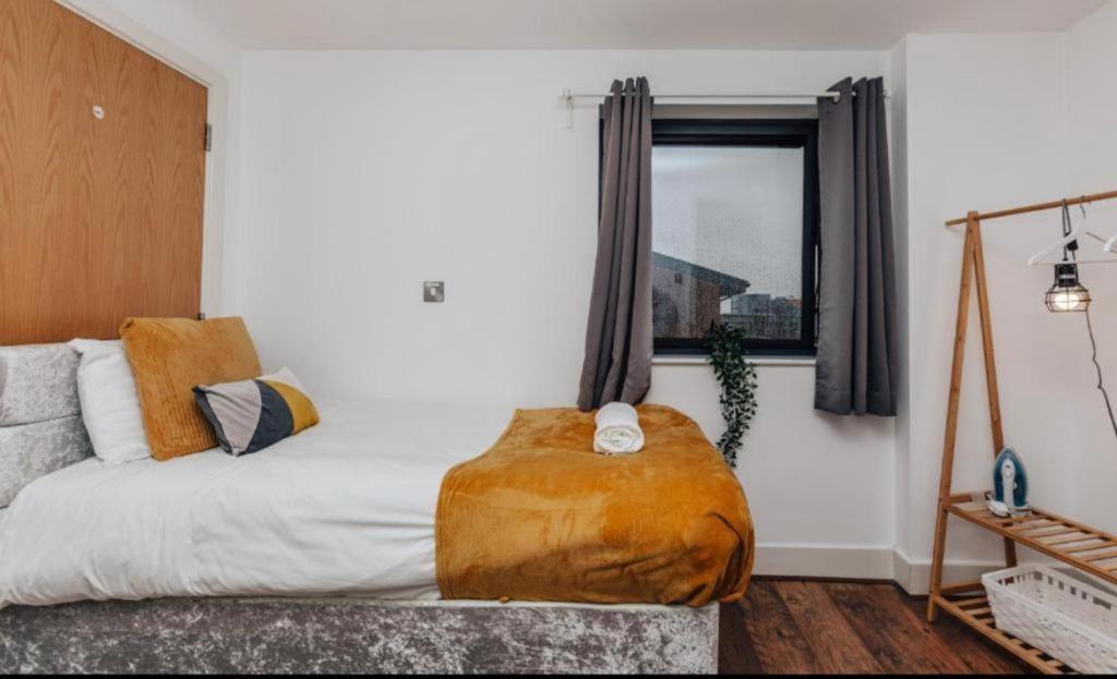 Sl Luxury 2 Bed Broad St Home Birmingham Bagian luar foto